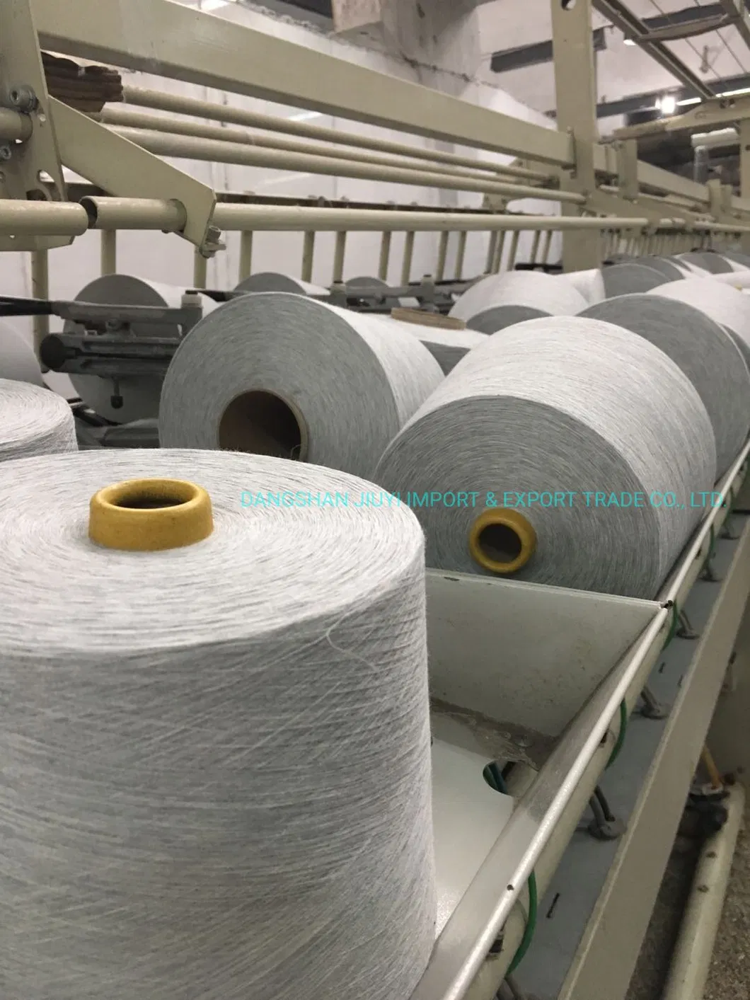 16s, 28s, 32, 40s Tc/CVC/ Cotton Polyester Yarn Blended Yarn Textile Melange Dyed