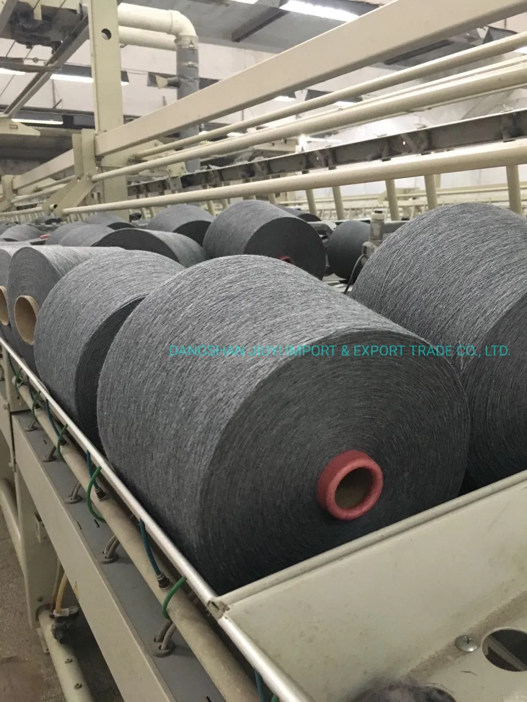 16s, 28s, 32, 40s Tc/CVC/ Cotton Polyester Yarn Blended Yarn Textile Melange Dyed