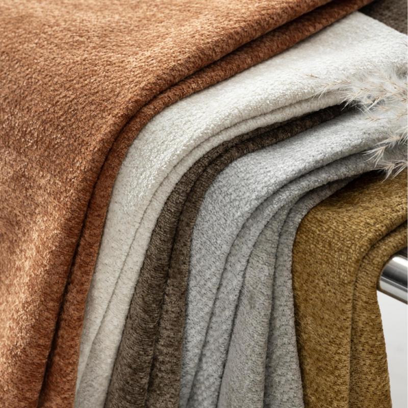 Does Snowflake Fleece Chenille Curtain Fabric Block Light Better Than Regular Polyester