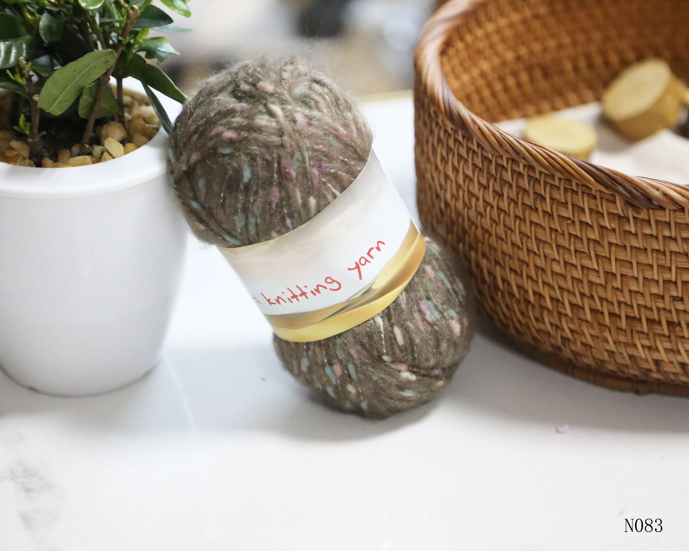 New Products Nylon/Acrylic/Polyester Blended Yarn for Knitting and Weaving Ly- N083